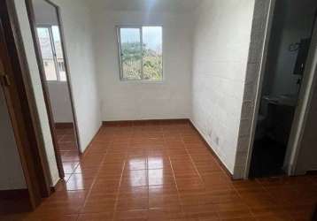 Apartamento com 02 dormitórios, sala, cozinha e banheiro em codomínio n0 bairr0 vila nova, com fácil acesso ao transporte público.