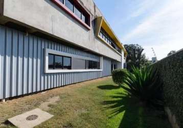 Vende prédio comercial com 630m², bairro cristal zona sul de porto alegre, rs.&lt;br&gt;&lt;br&gt;excelente prédio em terreno com total de 1298m², com linda vista para o guaiba, possui um design moder