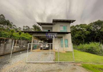 Casa à venda em itoupava central