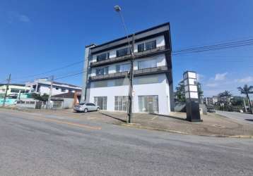 Loja para alugar, 39.40 m2 por r$2250.00  - iririu - joinville/sc