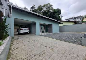 Casa residencial com 4 quartos  para alugar, 149.04 m2 por r$3900.00  - floresta - joinville/sc