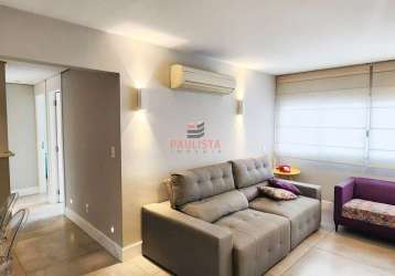 Apartamento de 2 dormitórios, principal com closet, sala de 2 ambientes, cozinha com área de serviç