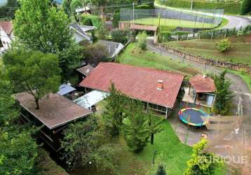 Casa com 3 dormitórios à venda, 200 m² por r$ 770.000,00 - morro do elefante - campos do jordão/sp