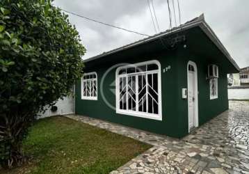 Casa localizada na rua marechal deodoro codigo: 89502