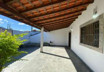 Casa para venda no bairro mosteiro, localizado na cidade de itanhaém / sp.