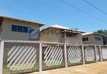 Casa comercial à venda no parque jardim brasil, caldas novas  por r$ 1.600.000