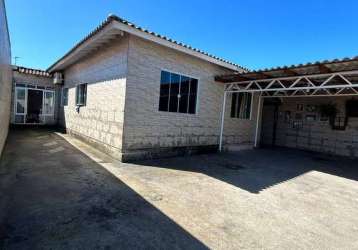 Casa com 3 quartos, quintal e garagem ampla – oportunidade imperdível!