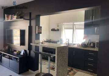 Apartamento reformado c/ suíte e sacada com churrasqueira no pagani