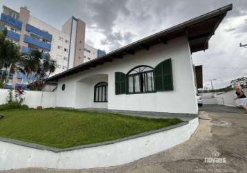 Casa com 4 dormitórios à venda, 278 m² por r$ 1.350.000,00 - iririú - joinville/sc