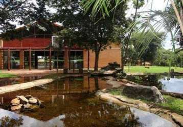 Vendo lote no condomínio de chácara villa verde, lote com topografia plana, arborizado, terreno com