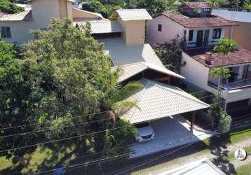 Casa duplex 2 quartos sendo 1 suíte com hidro, condomínio com lazer completo -  barra do jucu - vila velha/es