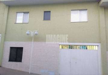 Sobrado em condomínio na penha com 2 dorms, 1 vaga, 68m²