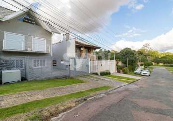 Casa em condomínio fechado com 3 quartos à venda na lídia klinger, 94, são lourenço, curitiba por r$ 698.000