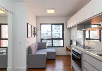 Apartamento com 1 quarto para alugar na rua emiliano perneta, 736, centro, curitiba por r$ 2.150