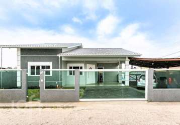 Casa com 2 quartos à venda na servidão das águias, 95, campeche, florianópolis, 120 m2 por r$ 1.600.000