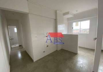 Apartamento com 2 dormitórios. aceita fgts e financiamento.