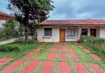 Casa em condomínio  para venda com 4 quartos, 124m²