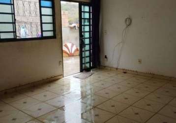 Casa com 2 dormitórios por r$ 280.000 - nossa senhora de fátima - sabará/mg