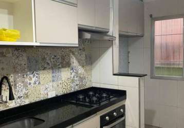 Lindo apartamento reformado sem condomínio