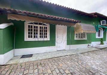 Casa à venda em duque de caxias, jardim primavera, com 2 quartos, com 44.8 m²