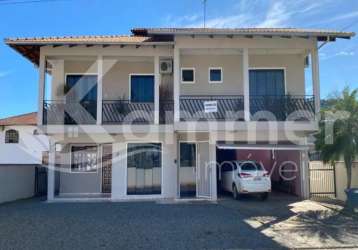 Casa com 4 dormitórios à venda em luiz alves na vila do salto, com piscina.