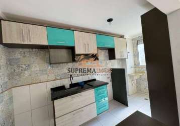 Apartamento com 2 dormitórios, 45 m²