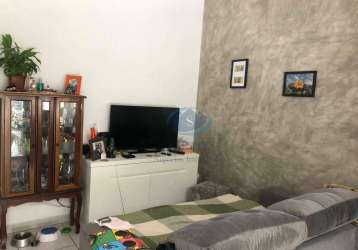 Apto 2 dormitórios,1 suíte com armários embutidos,sala com sacada,cozinha planejada,área de serviço,1 vaga de garagem,aceita proposta,oportunidade.