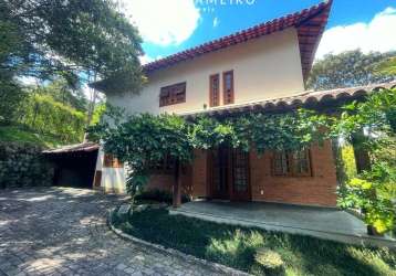 Casa em condomínio à venda no bairro quebra frascos- teresópolis/rj