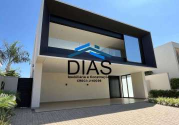 Condominio portal dos oitis linda casa de alto padrão com 04 suítes