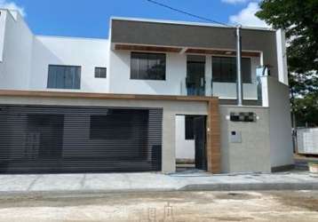 Casas duplex no bairro cidade nova.