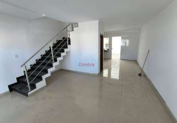 Casa duplex no bairro castanheiras