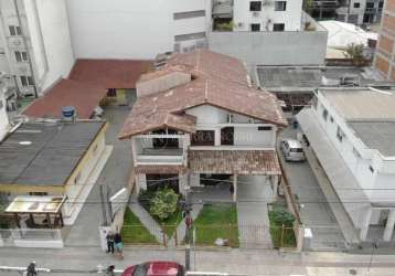 Casa em balneário camboriú