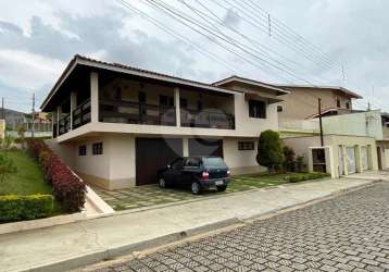 Casa com 4 quartos à venda em centro - sp