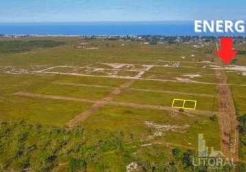 Dois terrenos próximos à avenida interpraias, a 1200 m da praia