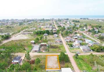 Terreno a 900 mts. do mar, no bairro sulmar em balneário gaivota/sc.