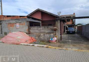 Sobrado e casa em alvenaria pra venda