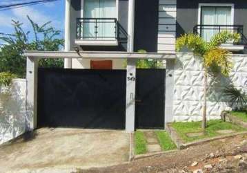 Casa com 3 dormitórios à venda, 135 m² por r$ 750.000,00 - maravista - niterói/rj