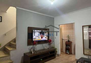 Casa com 3 dormitórios e 02 vagas