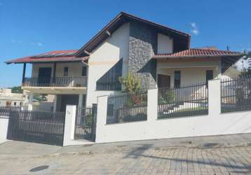 Casa com 4 quartos à venda na rua renato de barba, 75, velha, blumenau, 398 m2 por r$ 1.500.000