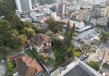 Casa com 5 quartos à venda na rua presidente getúlio vargas, 211, centro, blumenau, 451 m2 por r$ 4.100.000