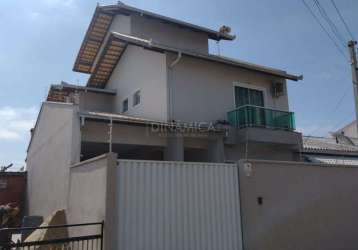 Casa com 3 quartos à venda na rua brasilia, 61, centro, penha, 165 m2 por r$ 1.500.000