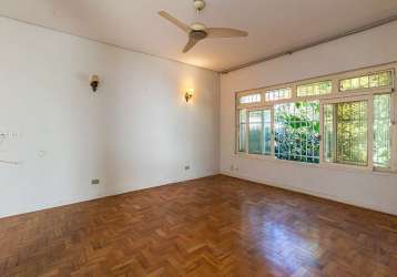 Casa tipo  para venda com 2 quartos, 136m²