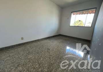 Casa em morada de laranjeiras, duplex 3 quartos com suite, sol da manhã , 2 vagas de garagem