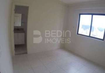 Apartamento 103m²  03 dormitórios locação anual