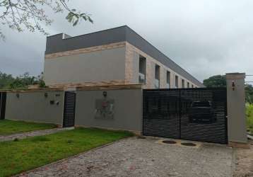 Linda casa com 2 suítes a venda em vargem grande em condomínio fechado !!!