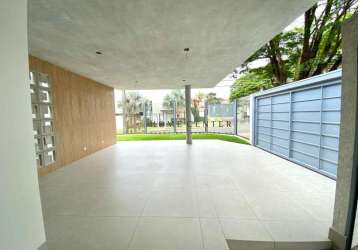 Casa à venda em maringá, zona 05, com 3 suítes, com 220 m²