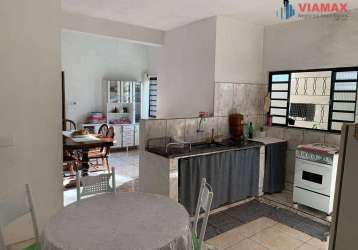 Casa com 4 dormitórios 2 suites  à venda, 160 m² por r$ 470.000