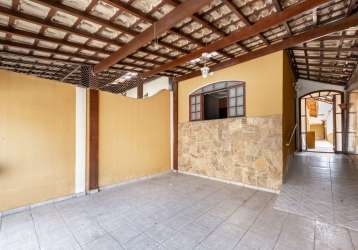 Versátil casa tipo  para venda com 3 quartos, 80m²