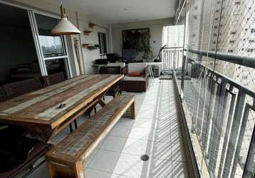 Versátil apartamento tipo  para venda com 3 quartos, 163m²