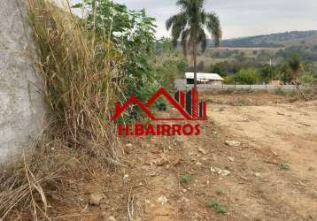 Vende terreno com 1.480 m² no bairro guamirim em caçapava.